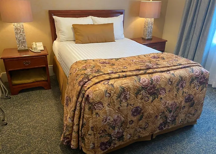 Kingston Hotel